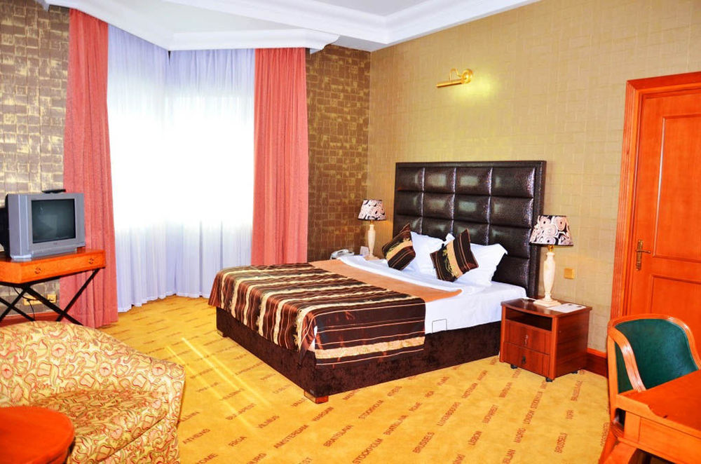 Grand Hotel Europe บากู ภายนอก รูปภาพ