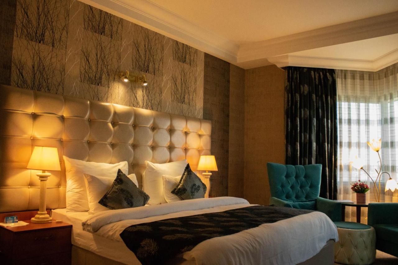 Grand Hotel Europe บากู ภายนอก รูปภาพ