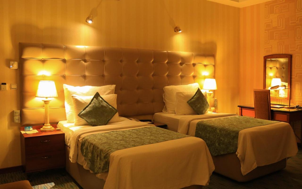 Grand Hotel Europe บากู ภายนอก รูปภาพ